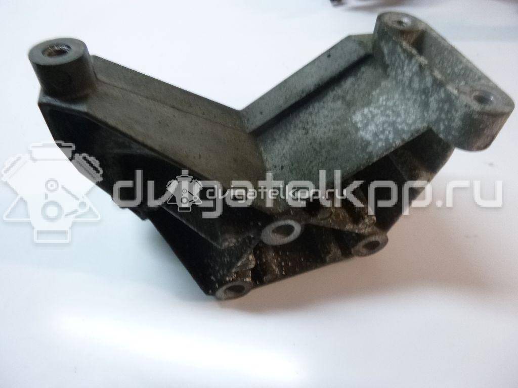 Фото Кронштейн генератора для двигателя WLAT (12 V) для Ford Australia Courier 117 л.с 12V 2.5 л Дизельное топливо 1L5Z10A313BA {forloop.counter}}