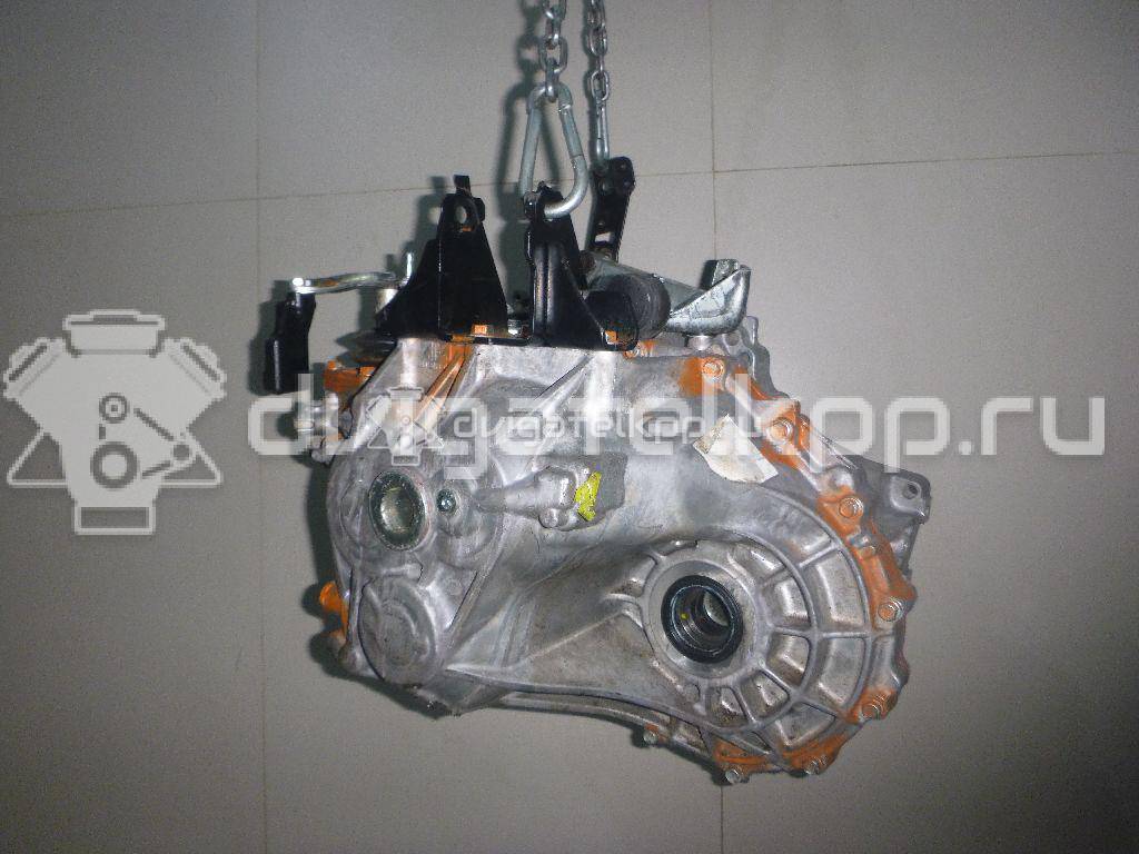 Фото Контрактная (б/у) МКПП для Toyota Avensis / Verso / Rav 4 / Auris / Corolla 124-126 л.с 16V 2.0 л 1AD-FTV Дизельное топливо 3030020A90 {forloop.counter}}