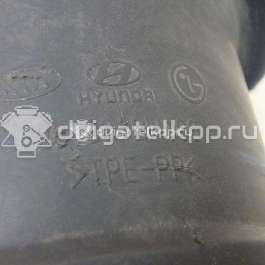 Фото Патрубок воздушного фильтра для двигателя G4GC для Hyundai / Kia 139 л.с 16V 2.0 л бензин 281302H100