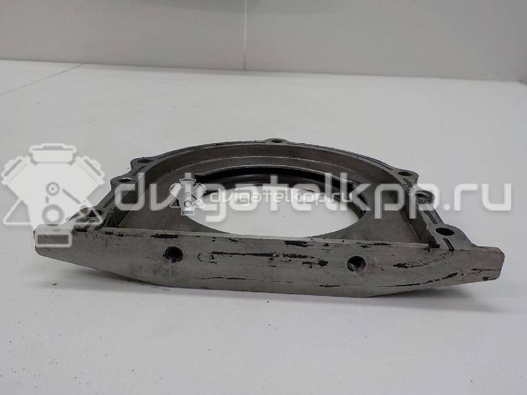 Фото Крышка коленвала задняя для двигателя D4CB для Hyundai / Kia 129-178 л.с 16V 2.5 л Дизельное топливо 214404A001 {forloop.counter}}