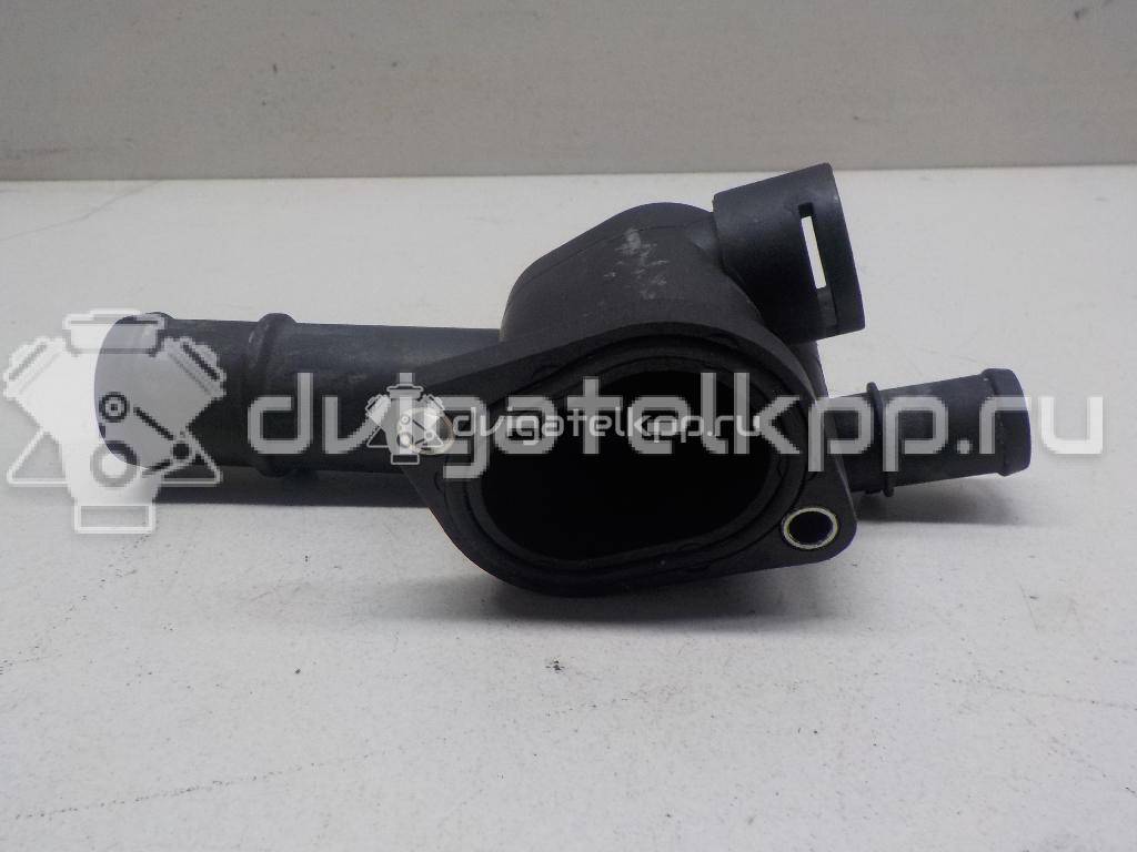 Фото Фланец двигателя системы охлаждения  038121132G для chrysler Compass (MK49) {forloop.counter}}