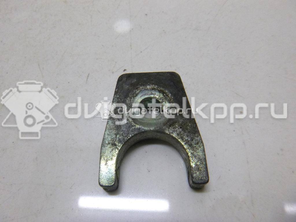 Фото Кронштейн форсунки  MR988381 для Mitsubishi Magna / Verada / Diamante / Pajero / L {forloop.counter}}