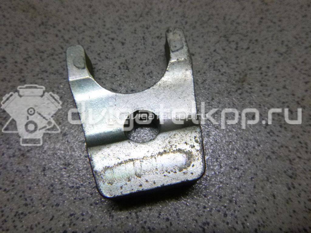 Фото Кронштейн форсунки  MR988381 для Mitsubishi Magna / Verada / Diamante / Pajero / L {forloop.counter}}