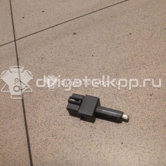 Фото Датчик включения стопсигнала  MR228924 для Mitsubishi Lancer / Pajero / Galant / I / L