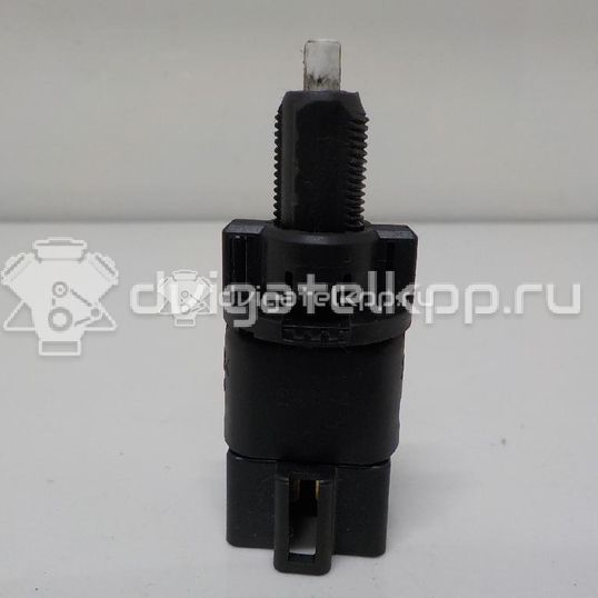 Фото Датчик включения стопсигнала  mr228924 для Mitsubishi Lancer / Pajero / Galant / I / L