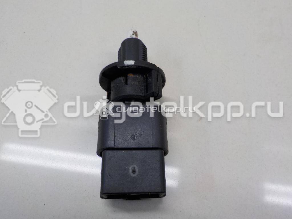 Фото Датчик включения стопсигнала  MR228924 для Mitsubishi Lancer / Pajero / Galant / I / L {forloop.counter}}