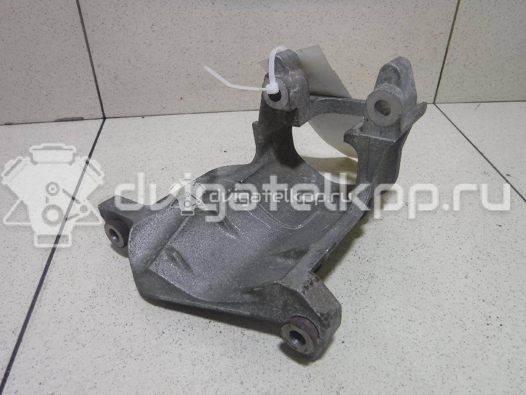 Фото Кронштейн ТНВД для двигателя L3 для Mazda / Ford Australia / Ford (Changan) 160-162 л.с 16V 2.3 л бензин L3K913428A {forloop.counter}}