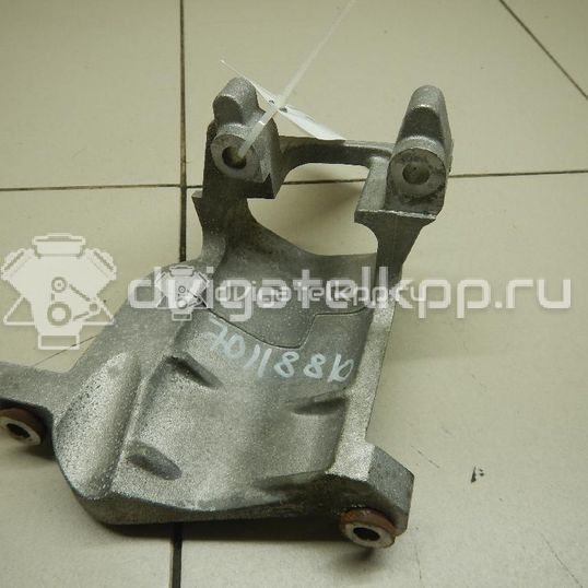 Фото Кронштейн ТНВД для двигателя L3 для Mazda / Ford Australia / Ford (Changan) 160-162 л.с 16V 2.3 л бензин L3K913428A