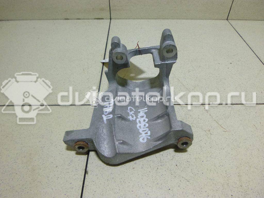 Фото Кронштейн ТНВД для двигателя L3 для Mazda / Ford Australia / Ford (Changan) 160-162 л.с 16V 2.3 л бензин L3K913428A {forloop.counter}}