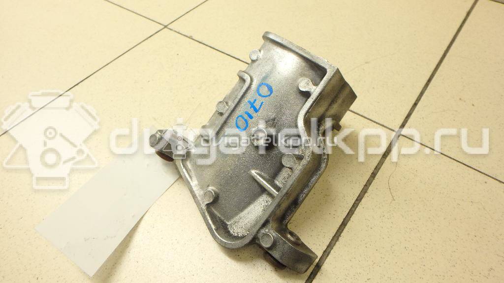 Фото Кронштейн ТНВД для двигателя L3 для Mazda / Ford Australia / Ford (Changan) 160-162 л.с 16V 2.3 л бензин L3K913428A {forloop.counter}}