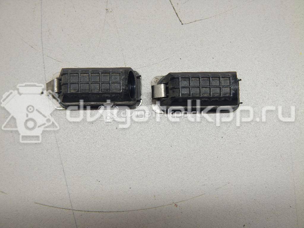 Фото Фонарь подсветки номера  5105886 для Ford Fiesta / Focus / Tourneo / C-Max / Ka {forloop.counter}}