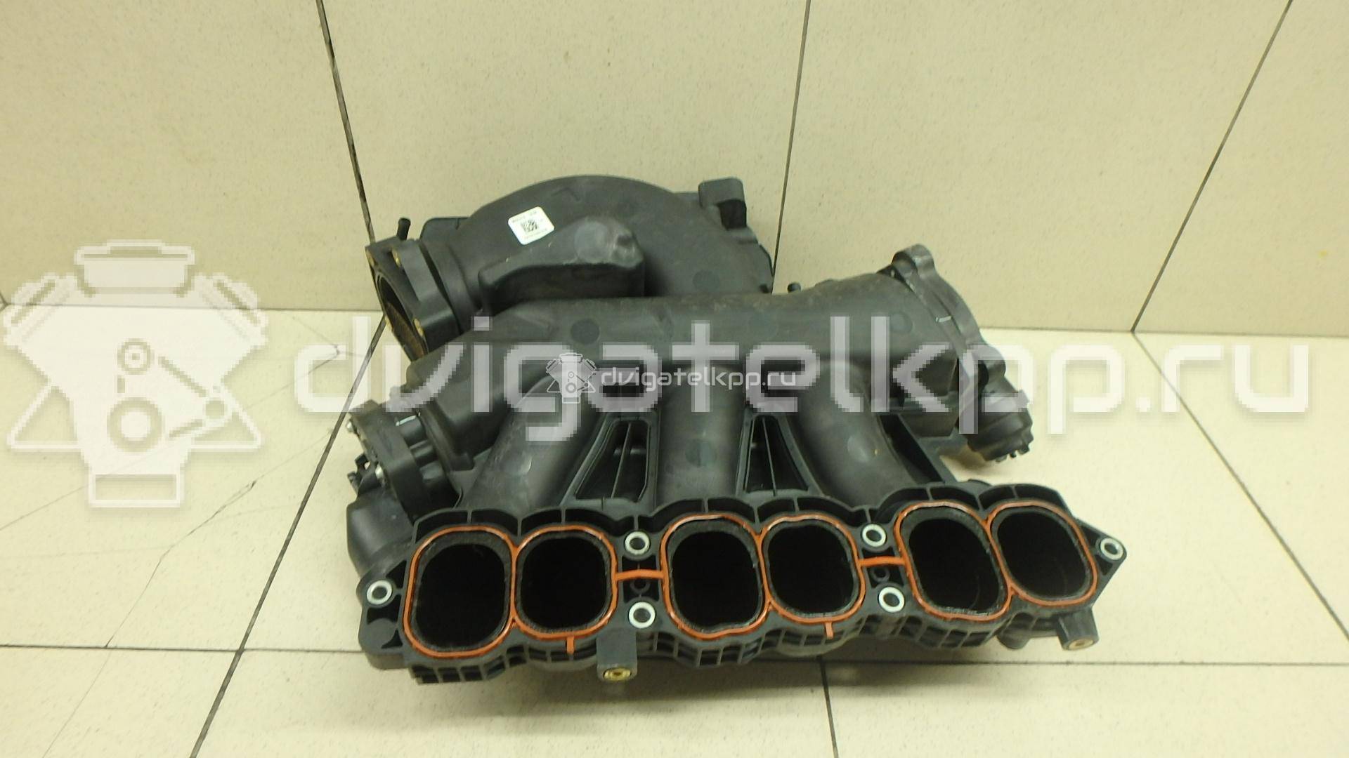 Фото Коллектор впускной для двигателя VQ35DE для Infiniti / Mitsuoka / Isuzu / Nissan / Nissan (Dongfeng) 252 л.с 24V 3.5 л бензин 14010JA10D {forloop.counter}}