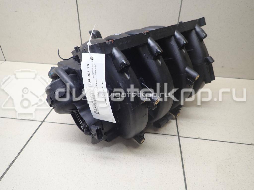 Фото Коллектор впускной для двигателя Z 18 XER для Holden / Opel / Chevrolet / Vauxhall 140 л.с 16V 1.8 л бензин 55563686 {forloop.counter}}