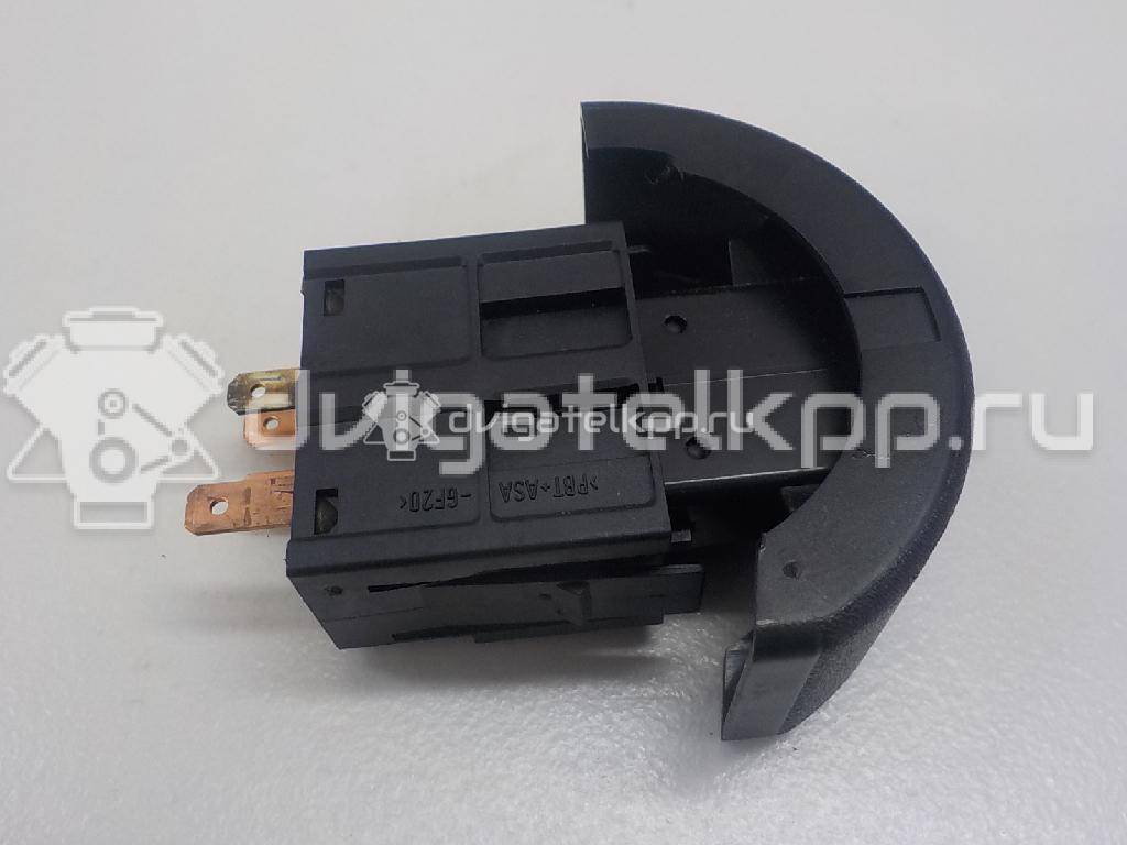 Фото Кнопка аварийной сигнализации  9138059 для Opel Astra / Zafira {forloop.counter}}