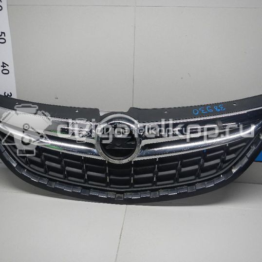 Фото Решетка радиатора  13360826 для Opel Zafira