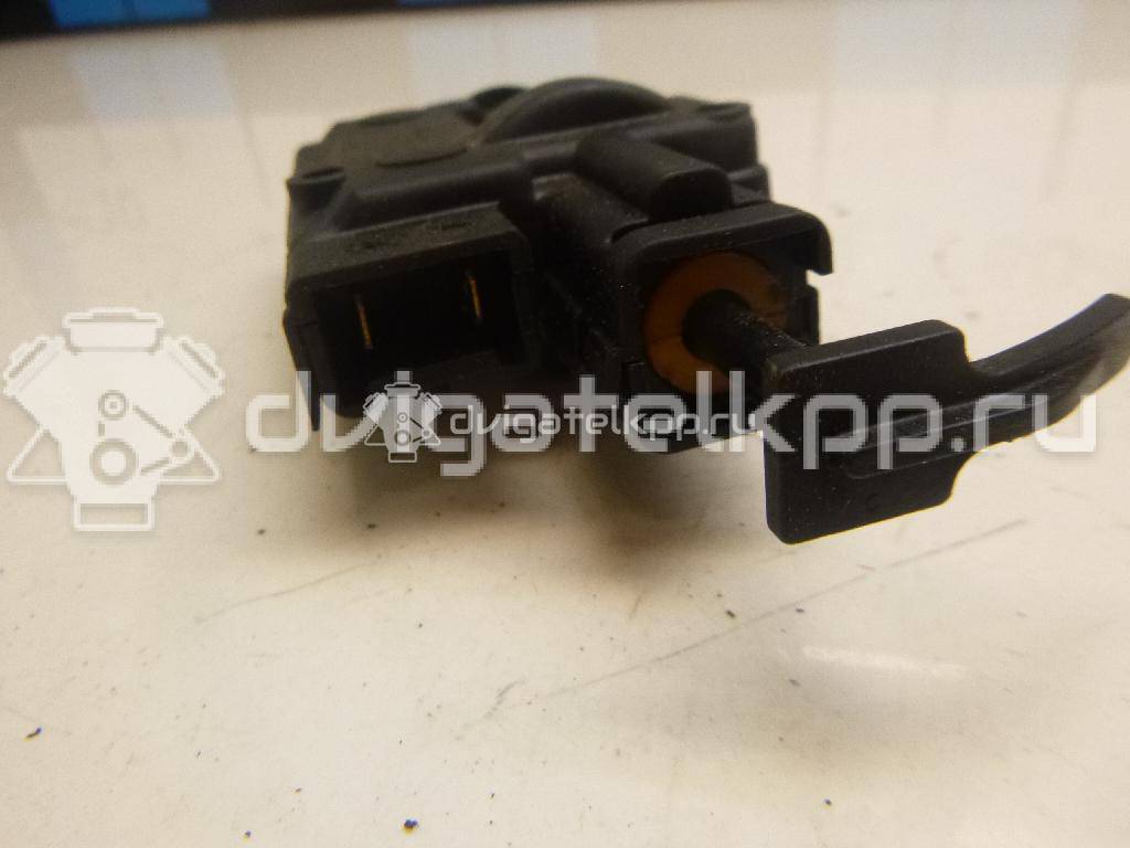 Фото Активатор замка крышки бензобака  8200305732 для Renault Megane / Clio / Laguna / Espace / Grand {forloop.counter}}