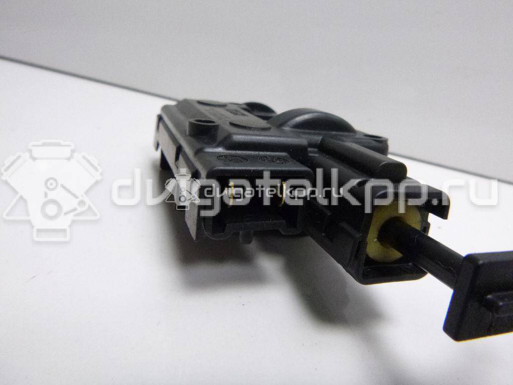 Фото Активатор замка крышки бензобака  788265217R для Renault Modus Grand F Jp0 / Megane / Clio / Laguna / Scénic {forloop.counter}}