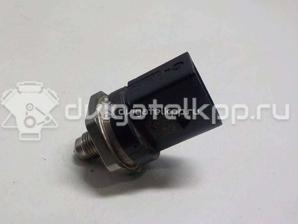 Фото Датчик давления топлива  06J906051D для Seat Ibiza / Leon / Toledo / Alhambra / Altea {forloop.counter}}