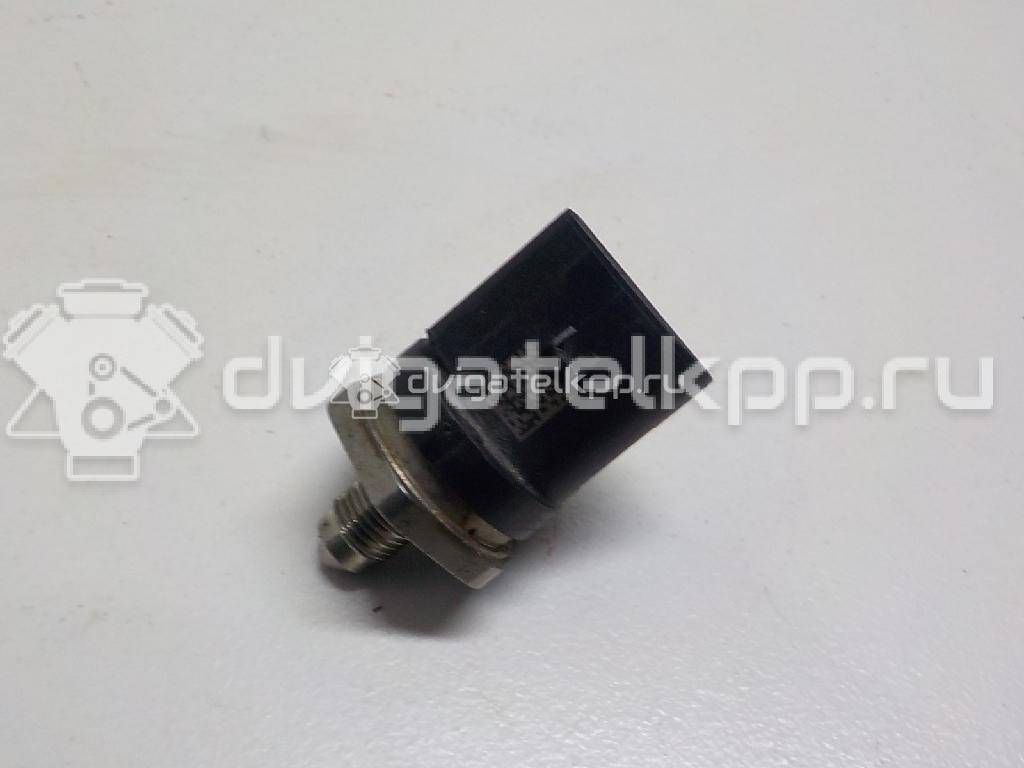 Фото Датчик давления топлива  06J906051D для Seat Ibiza / Leon / Toledo / Alhambra / Altea {forloop.counter}}