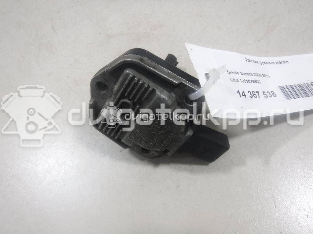 Фото Датчик уровня масла  1J0907660C для Seat Ibiza / Leon / Toledo / Altea / Exeo {forloop.counter}}