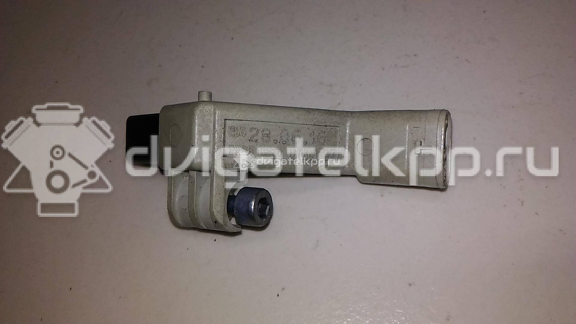 Фото Датчик положения коленвала  04L906433E для seat Leon (5F) {forloop.counter}}