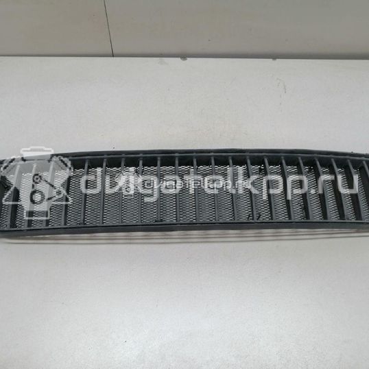 Фото Решетка в бампер центральная  5J08536779B9 для Skoda Roomster 5J / Fabia