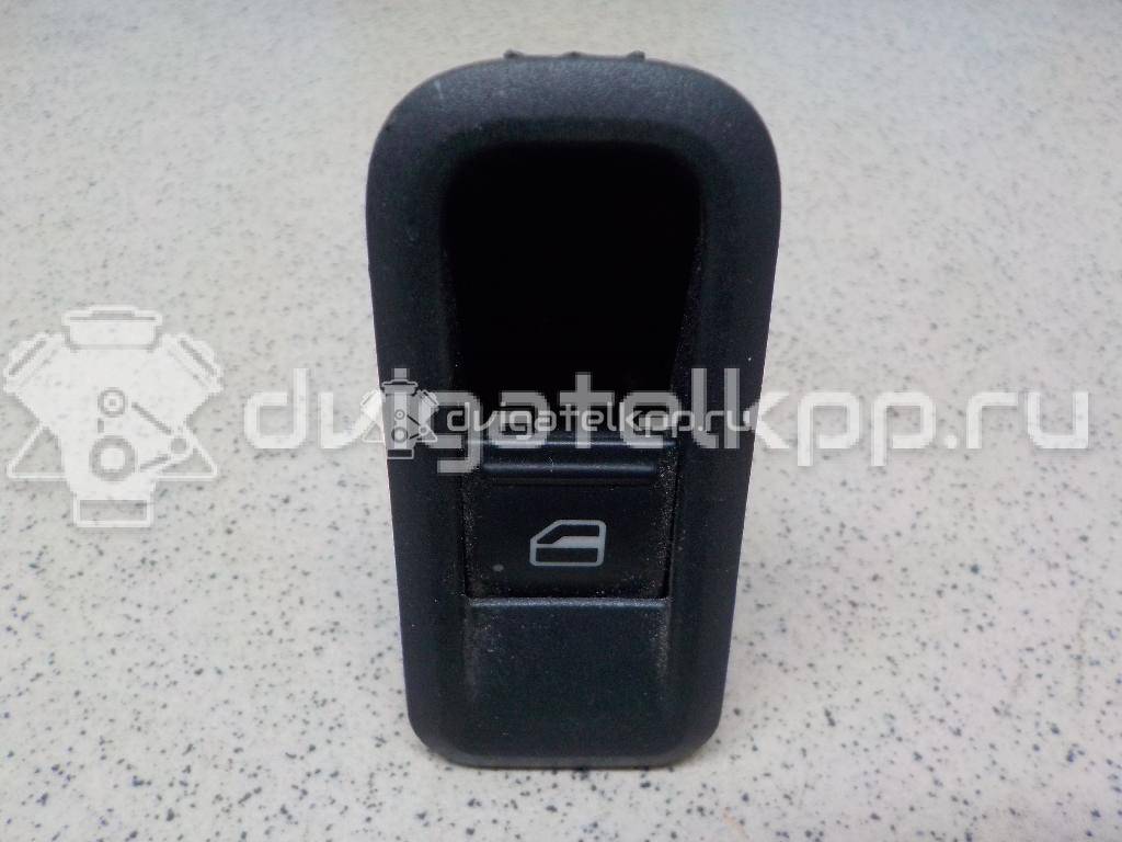 Фото Кнопка стеклоподъемника  5J0959855 для Skoda Roomster 5J / Fabia / Superb / Rapid {forloop.counter}}