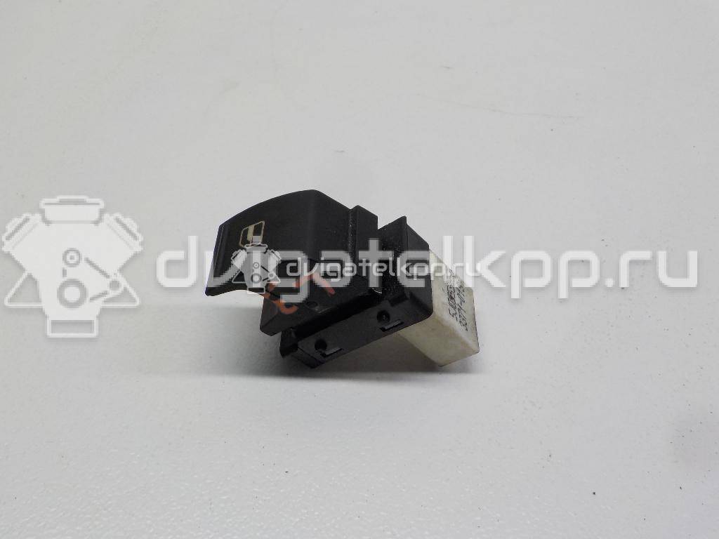 Фото Кнопка стеклоподъемника  5J0959855 для Skoda Roomster 5J / Fabia / Superb / Rapid {forloop.counter}}