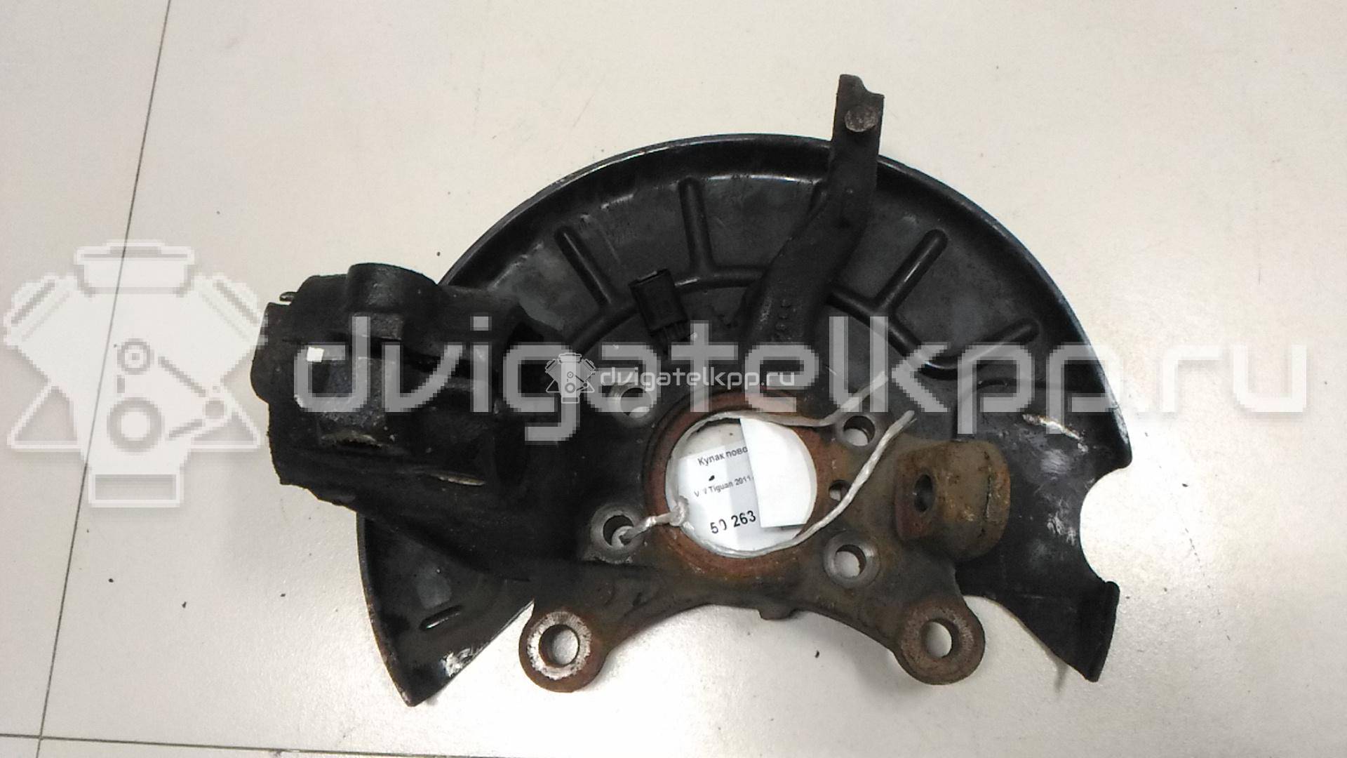 Фото Кулак поворотный передний правый  1K0407256AA для Skoda Octavia / Yeti 5L / Octaviaii 1Z3 / Superb {forloop.counter}}