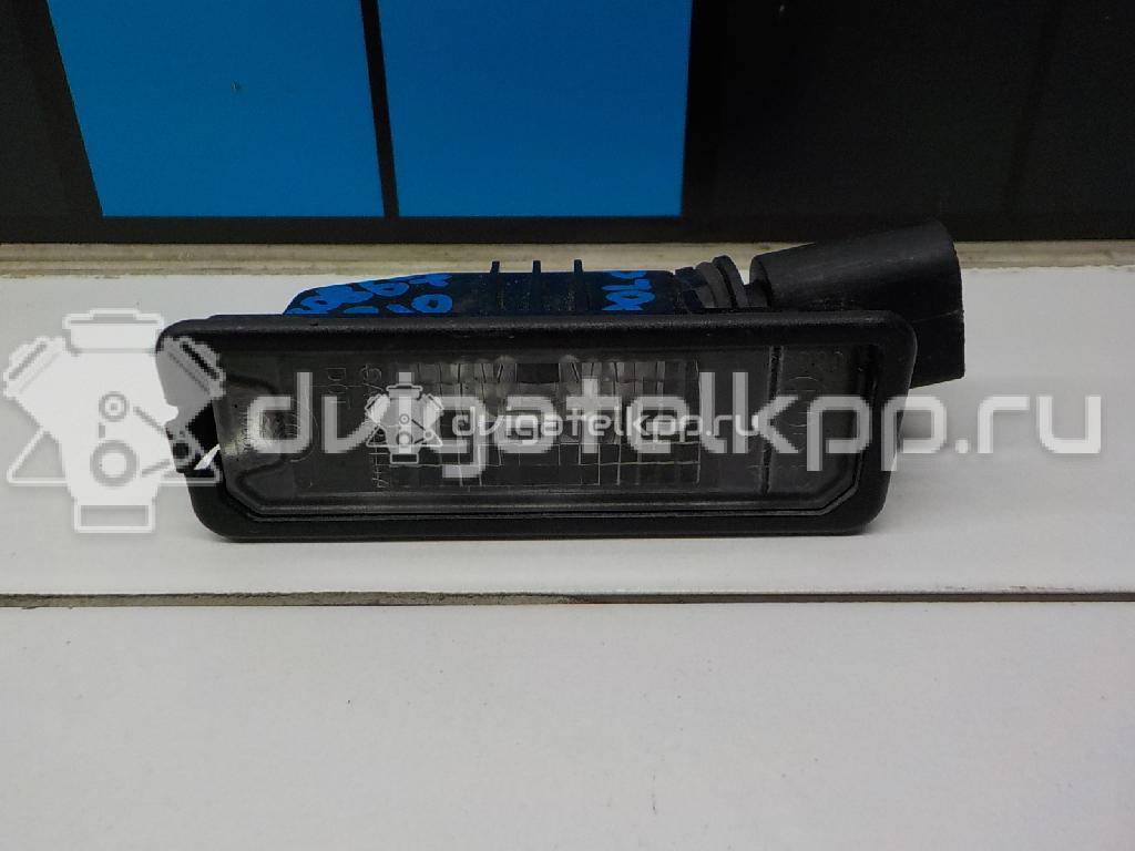 Фото Фонарь подсветки номера  1K8943021 для Volkswagen Scirocco / Polo / Touran / Amarok S1B / New Beetle {forloop.counter}}