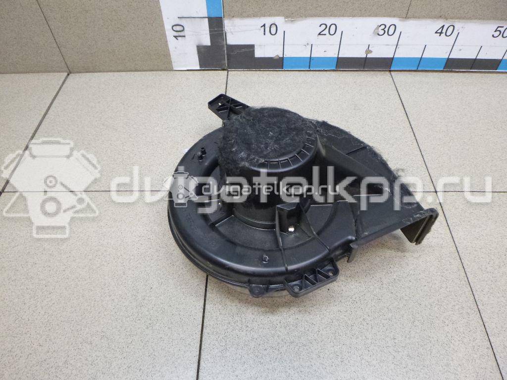 Фото Моторчик отопителя  6R1819015A для Volkswagen Fox 5Z1, 5Z3 / Jetta / Polo / Golf {forloop.counter}}