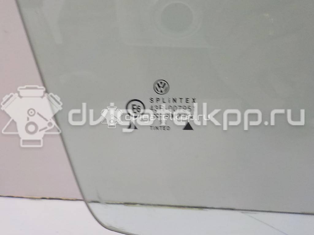 Фото Стекло двери передней правой  1J3845202G для Volkswagen Golf {forloop.counter}}