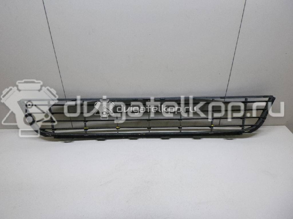 Фото Решетка в бампер центральная  5K0853671RYP для Volkswagen Jetta / Golf {forloop.counter}}