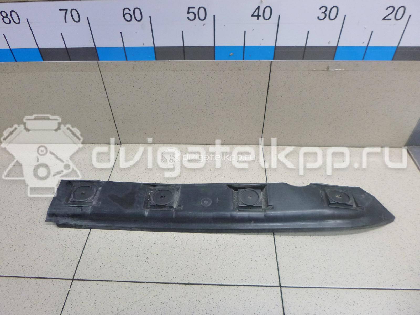 Фото Направляющая заднего бампера правая  1K5807394 для Volkswagen Jetta / Golf {forloop.counter}}