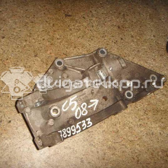 Фото Кронштейн генератора для двигателя RHL (DW10BTED4) для Peugeot 407 126 л.с 16V 2.0 л Дизельное топливо 5706J5