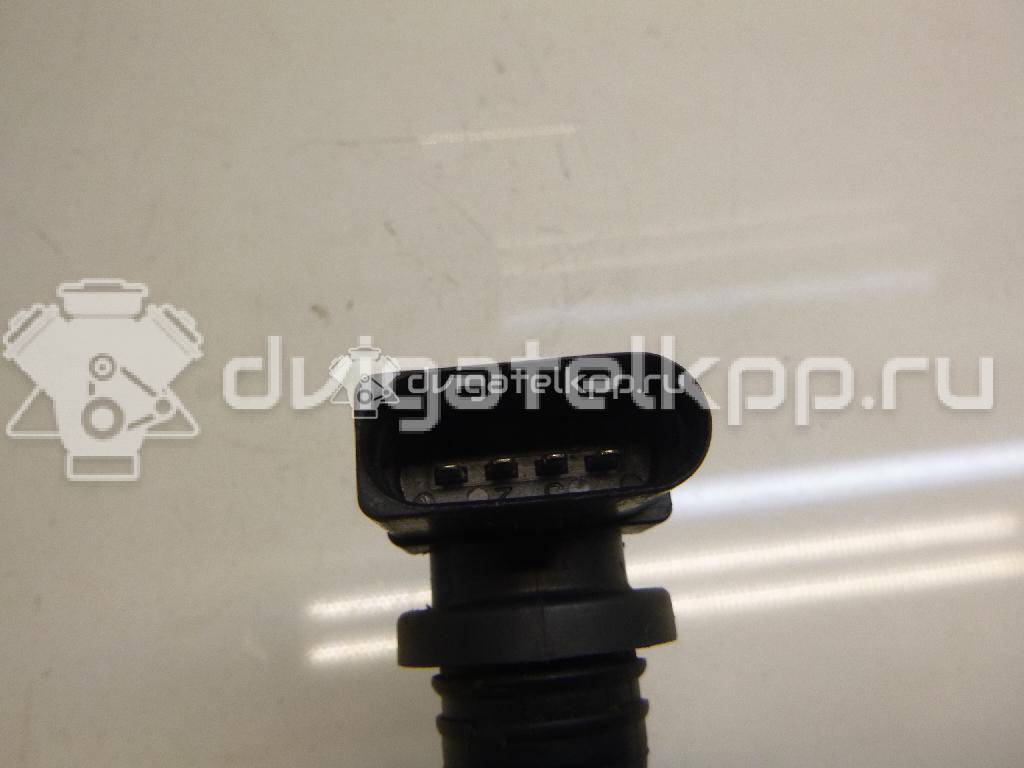 Фото Уплотнитель двери  036905715F для Volkswagen Scirocco / Tiguan / Touran / New Beetle / Bora {forloop.counter}}