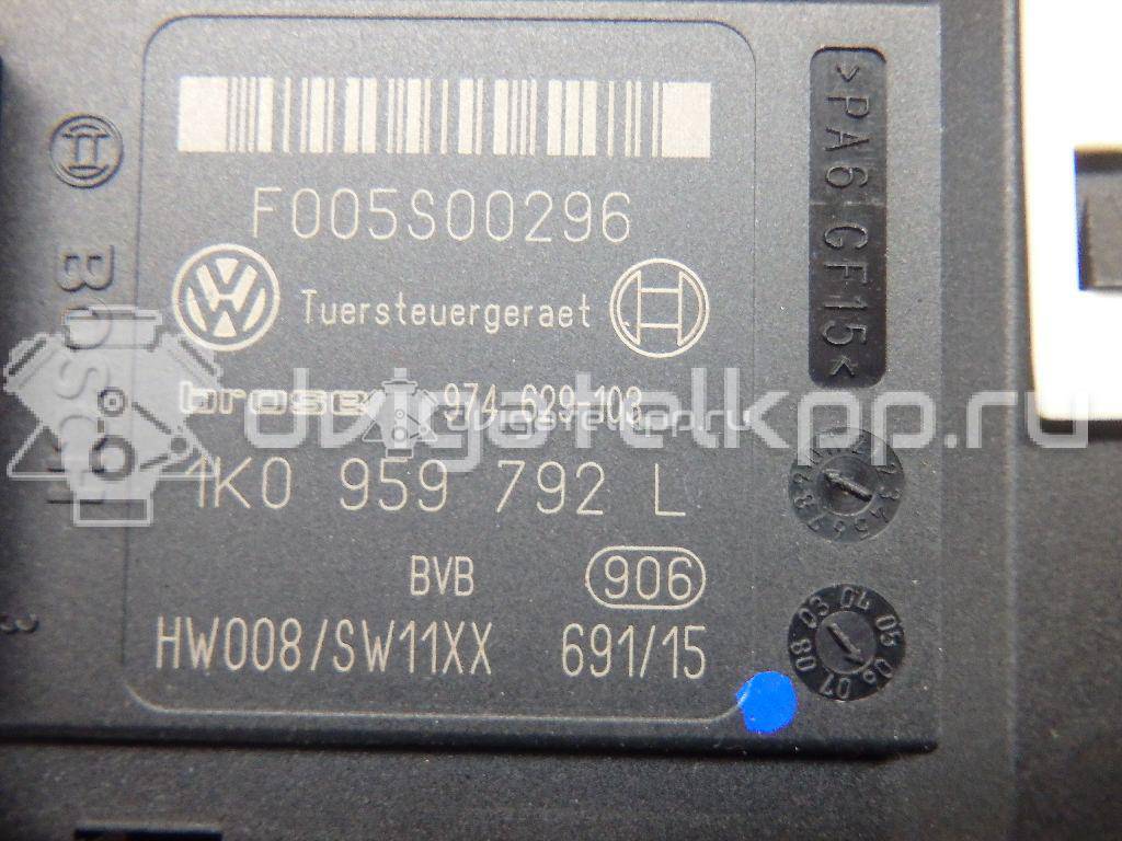 Фото Стеклоподъемник электр. передний правый  3C1837462H для Volkswagen Passat {forloop.counter}}