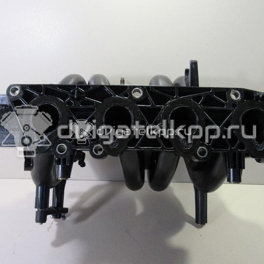 Фото Коллектор впускной для двигателя K7J 710 для Mahindra Renault / Mahindra 75 л.с 8V 1.4 л бензин 8200966437