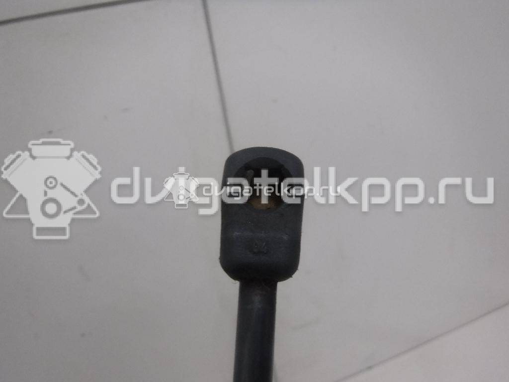 Фото Амортизатор капота  3C0823359A для Volkswagen Passat {forloop.counter}}