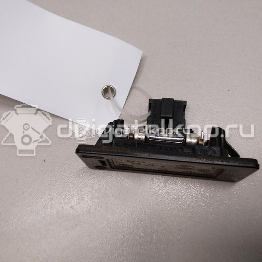 Фото Фонарь подсветки номера  8T0943021 для vw Passat [B6]