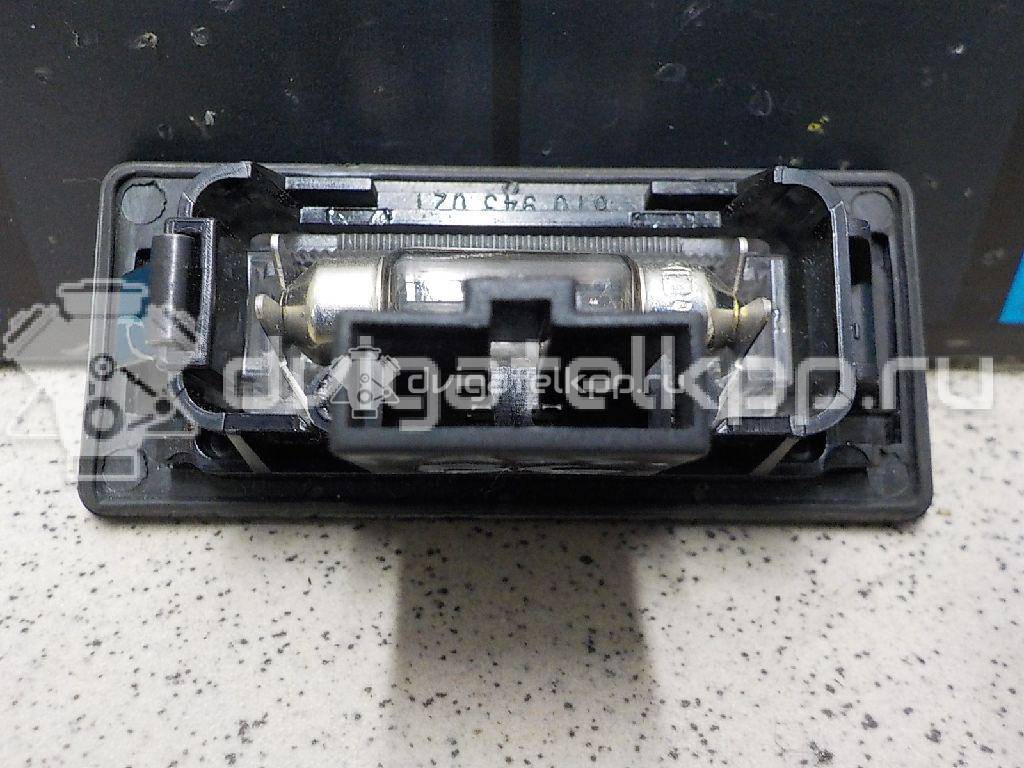 Фото Фонарь подсветки номера  8T0943021 для vw Passat [B6] {forloop.counter}}