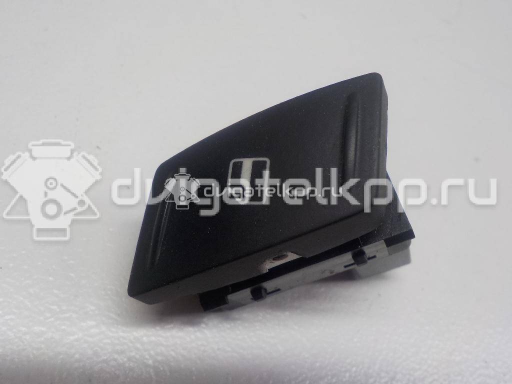 Фото Кнопка стеклоподъемника  1Z0959856 для vw Polo (HB) {forloop.counter}}