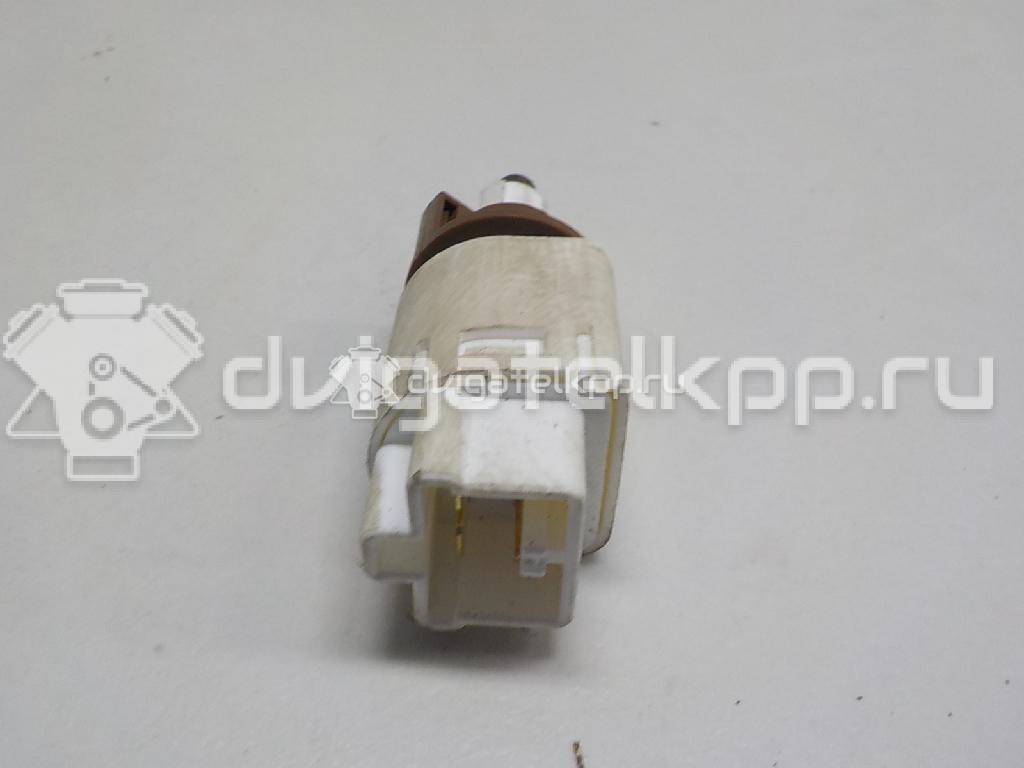 Фото Датчик включения стопсигнала  8434019025 для Toyota Dyna / Iq J1 / Land Cruiser / Hiace / Avensis {forloop.counter}}