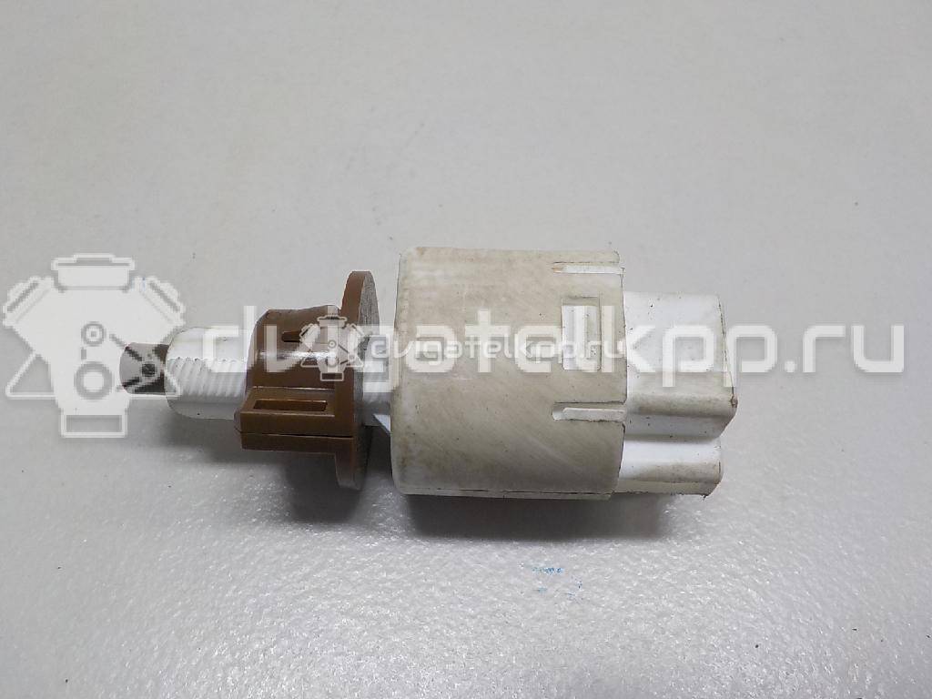 Фото Датчик включения стопсигнала  8434019025 для Toyota Dyna / Iq J1 / Land Cruiser / Hiace / Avensis {forloop.counter}}