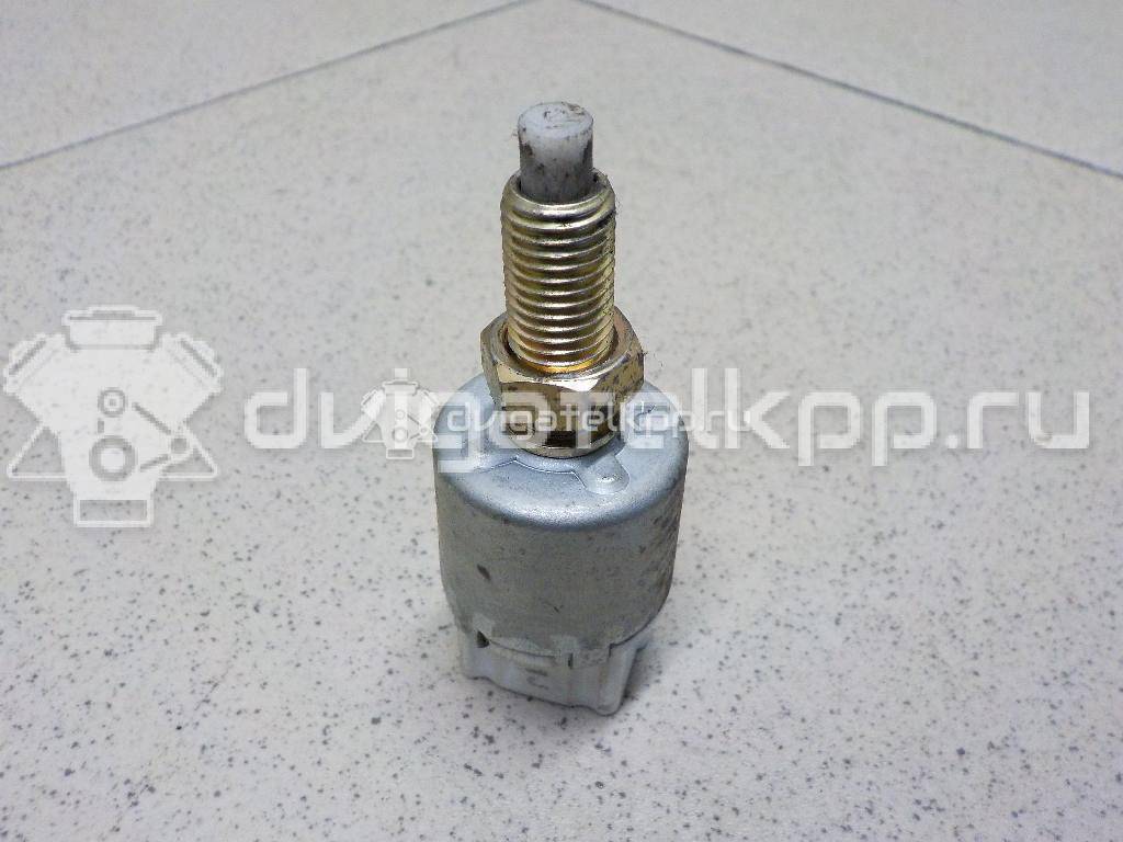 Фото Датчик включения стопсигнала  8434020060 для Toyota Supra / Land Cruiser / Camry / Hiace / Avensis {forloop.counter}}