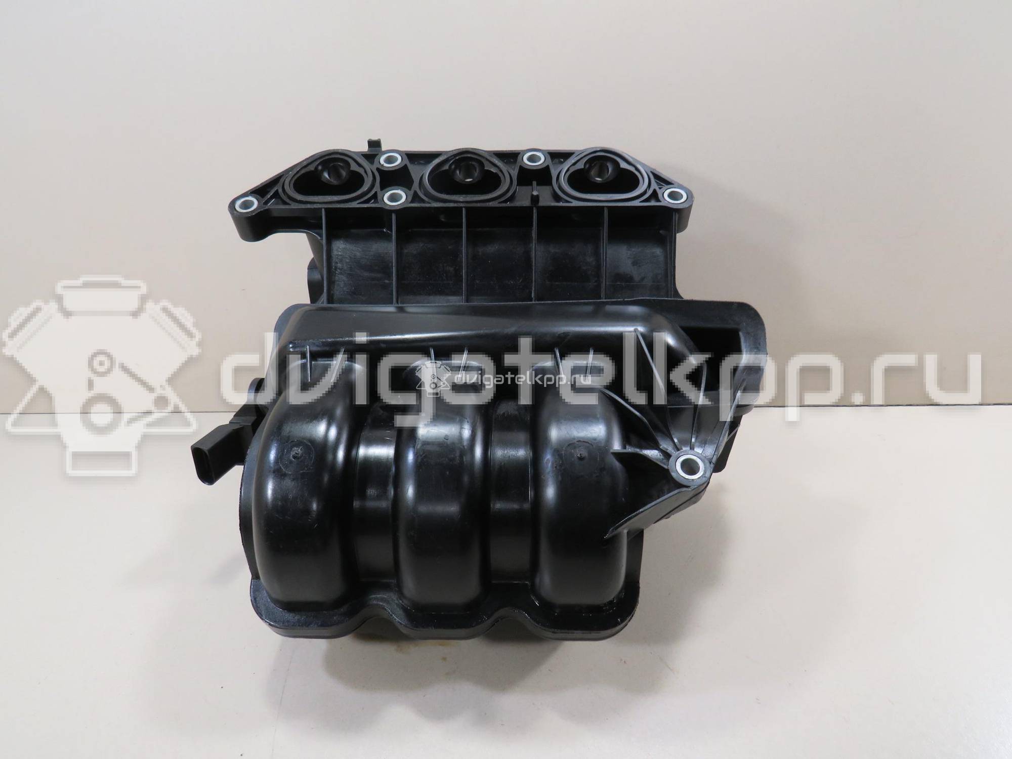 Фото Коллектор впускной для двигателя BZG для Seat Ibiza 70 л.с 12V 1.2 л бензин 03E129711D {forloop.counter}}