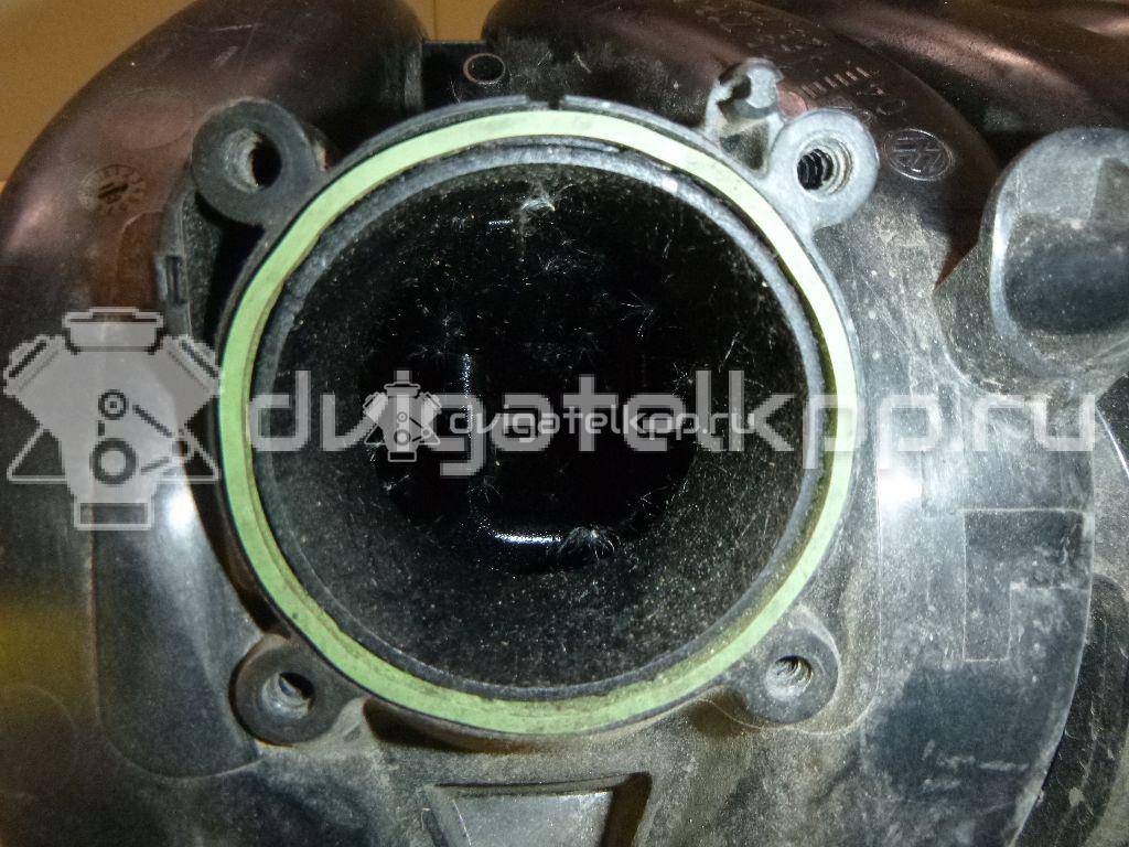 Фото Коллектор впускной для двигателя CWVA для Volkswagen / Skoda / Seat 110 л.с 16V 1.6 л бензин 04E129712G {forloop.counter}}