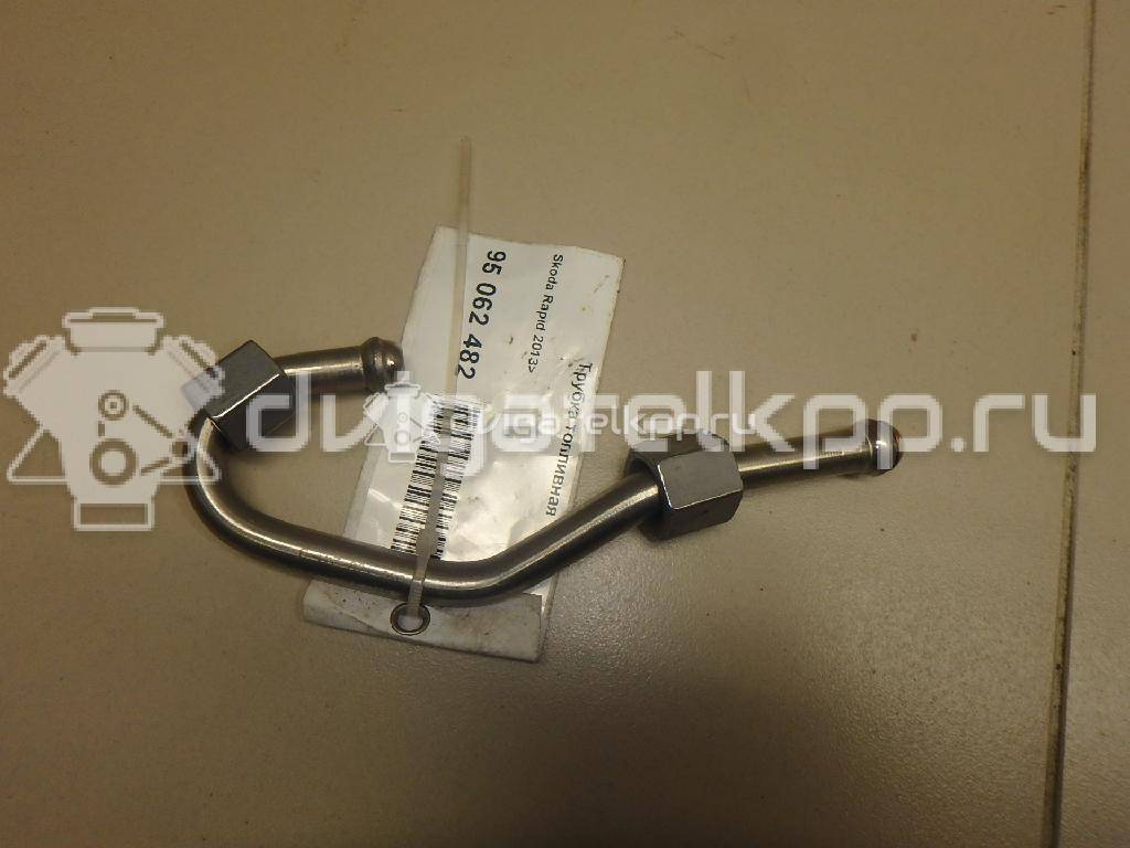 Фото Трубка топливная для двигателя CHZB для Volkswagen / Skoda 95 л.с 12V 1.0 л бензин 04C130241B {forloop.counter}}