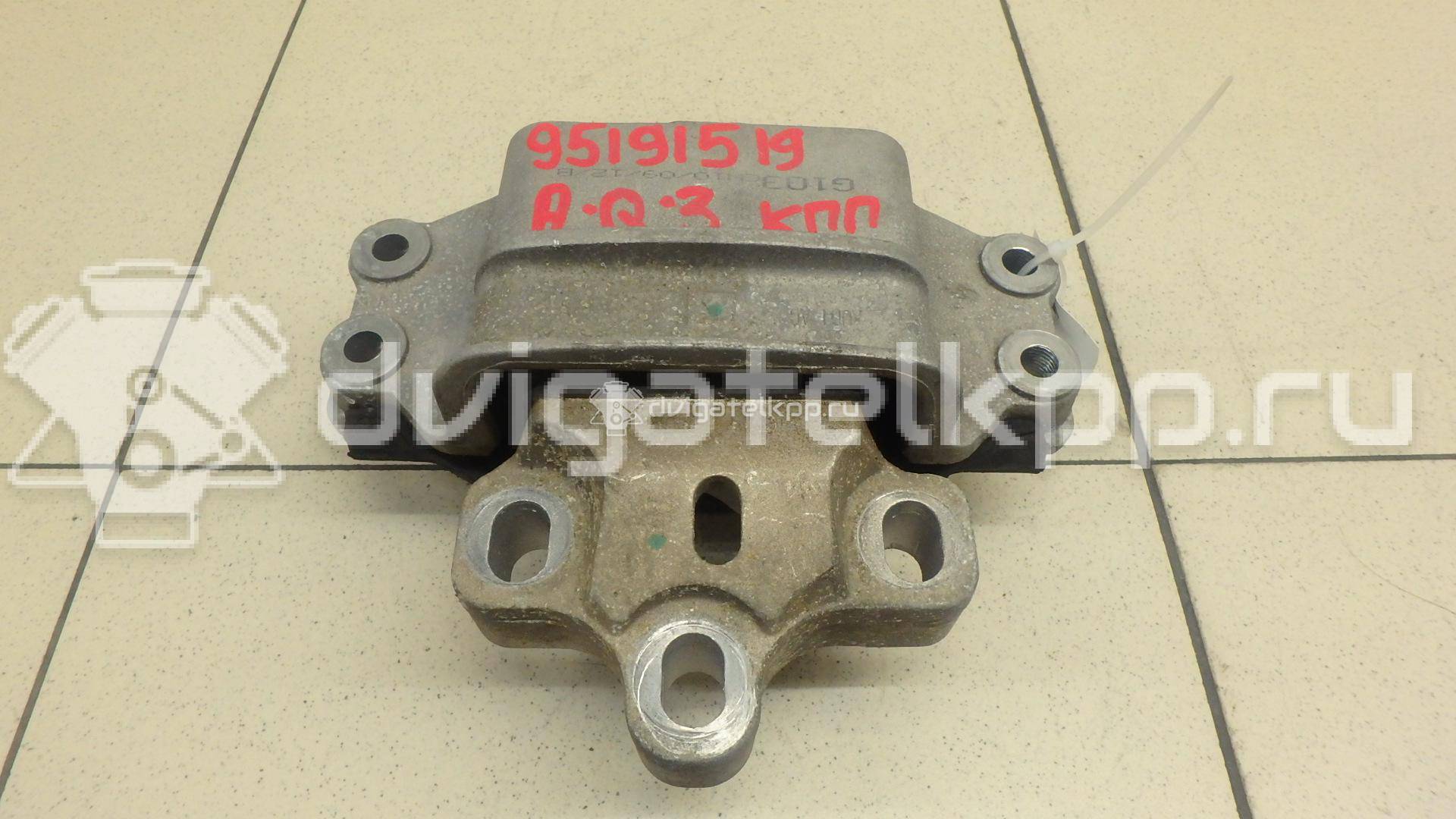 Фото Опора КПП левая  8J0199555K для Audi Q3 8U {forloop.counter}}