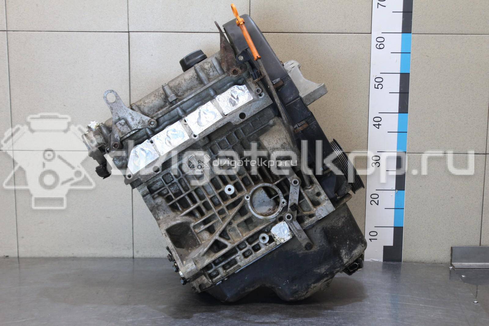 Фото Контрактный (б/у) двигатель CGGA для Volkswagen Golf 80 л.с 16V 1.4 л бензин 036100038J {forloop.counter}}